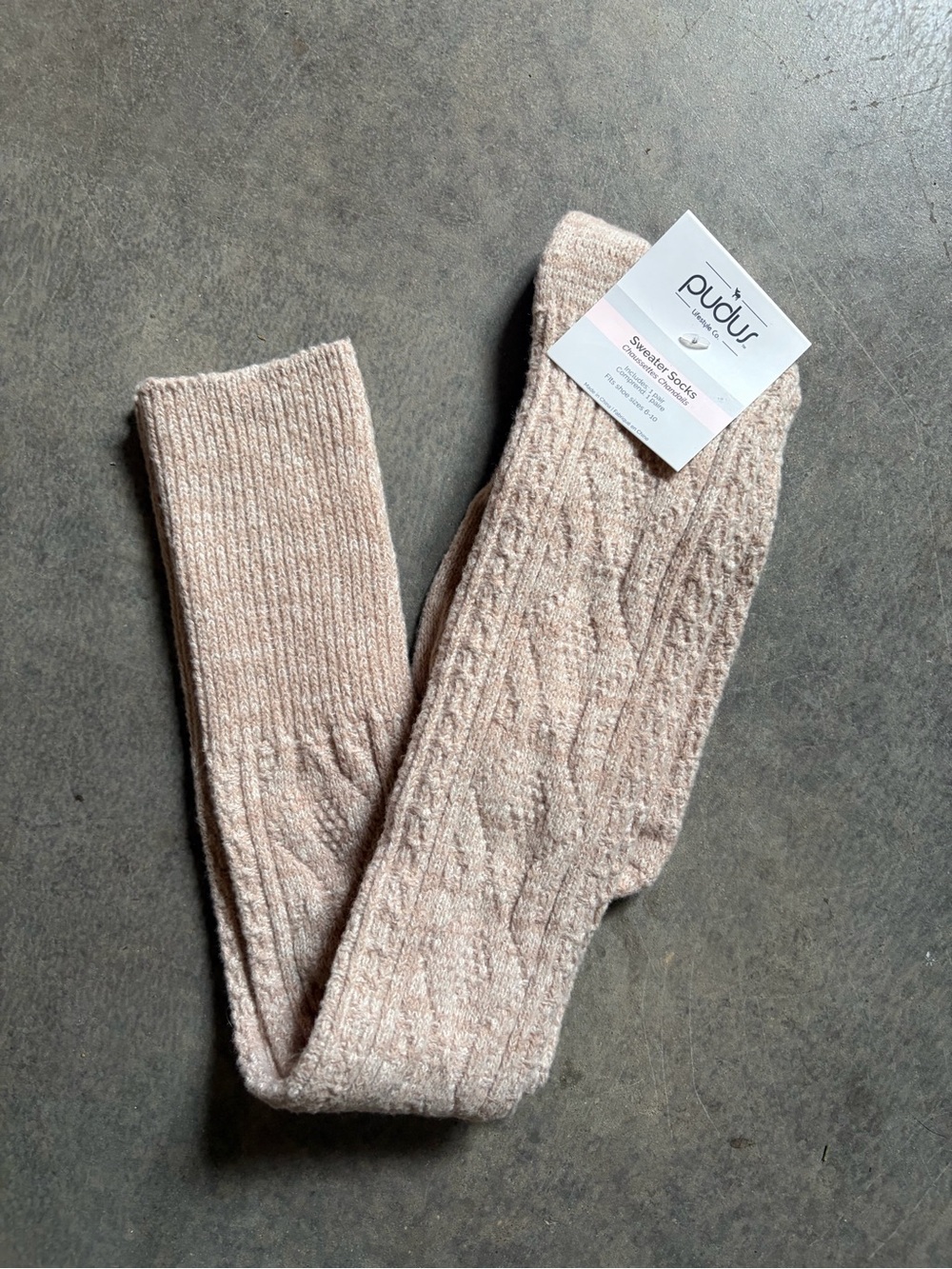 Pudus Life Style Co. Cable Knit Sweater Socks